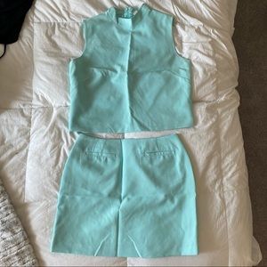 GAP Two Piece Set. Beautiful blue skirt & top